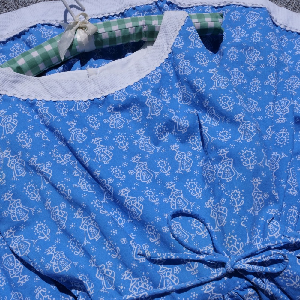 The cutest vintage 1950s/60s cotton garden lady novelty print fit & flare dress - Picture 10 of 10